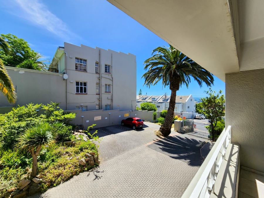 2 Bedroom Property for Sale in Green Point Western Cape